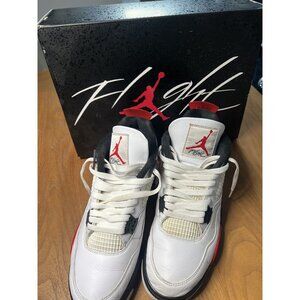 Nike Air Jordan 4 Retro Fire Red/white size US 11 Red Cement